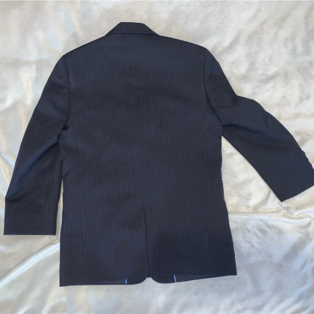 Lord & Taylor boys navy Pinstripe Blazer 2 button